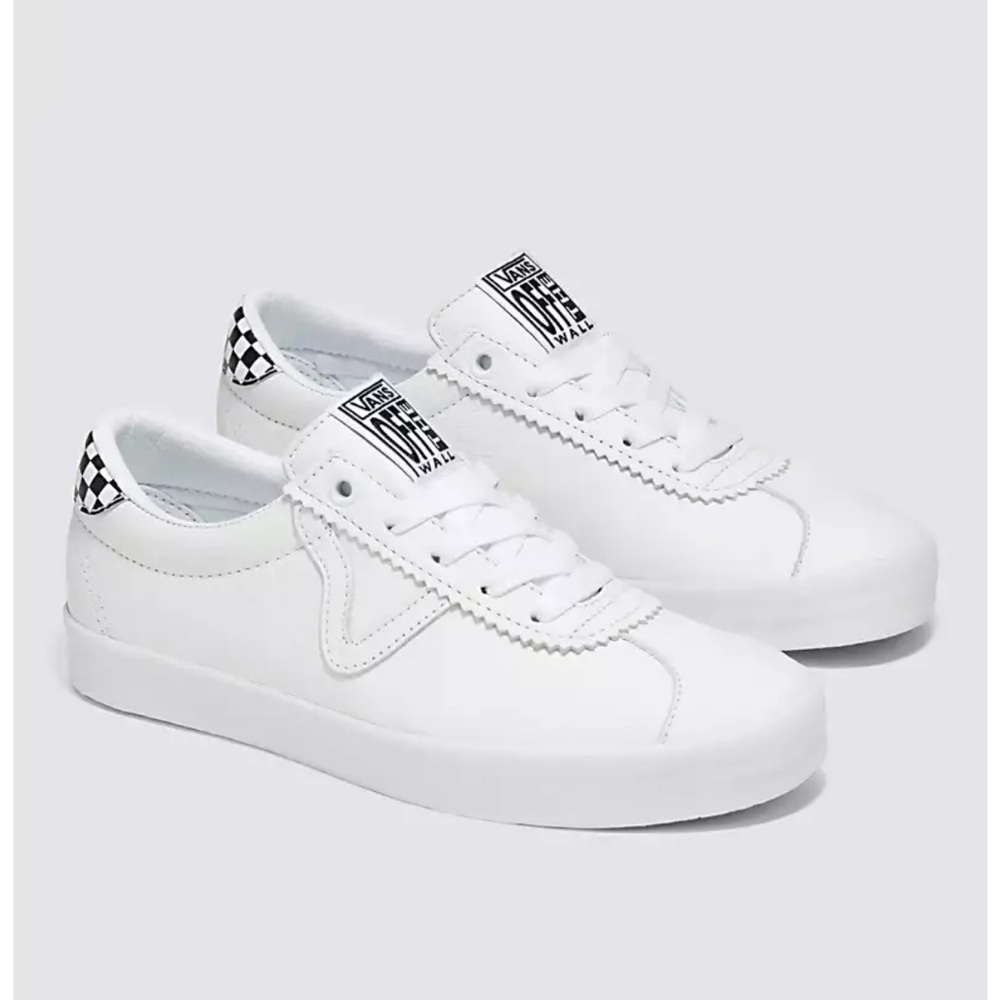 NEW in Box :: Vans Sport Low Shoe
